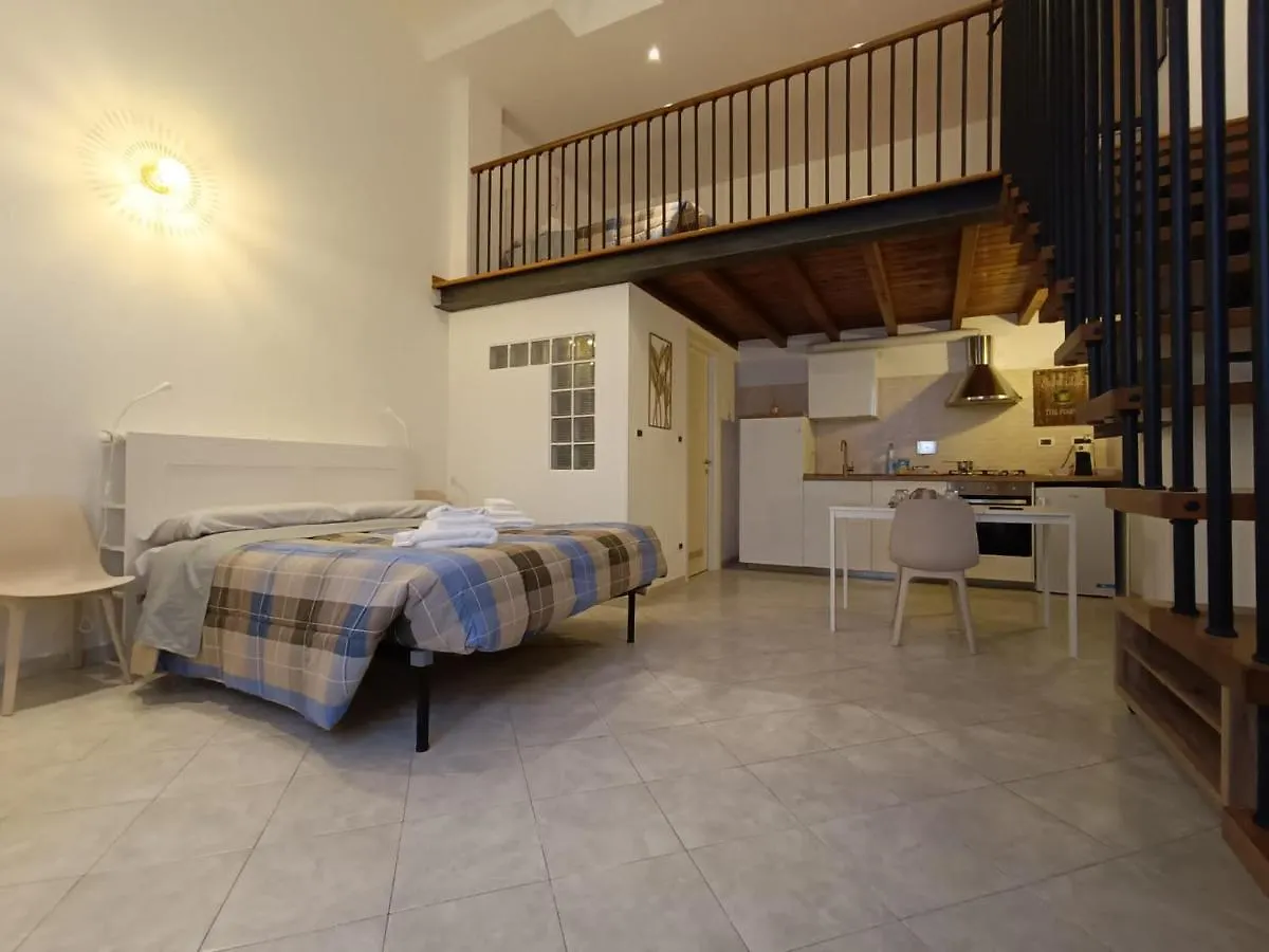 La Perla Bed and Breakfast Bologna 0*,